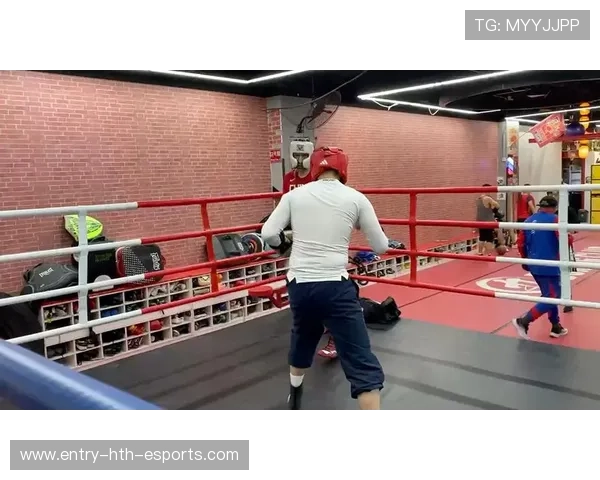 拳击赛前体重控制顺利，参赛人员状态平稳