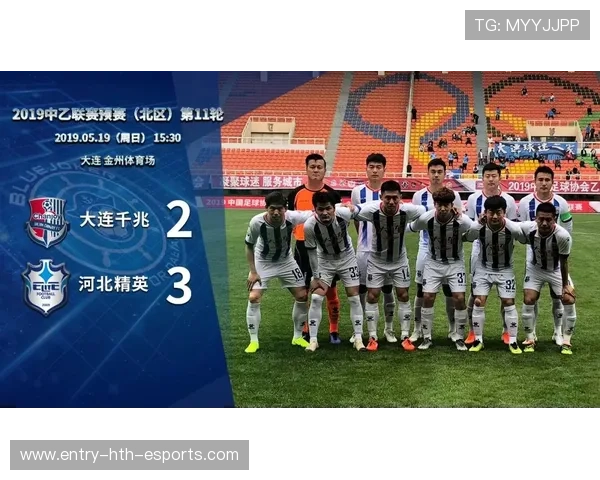 库尼亚接费尔南德斯直传晃过门将,推射空门得手 库尼亚接费尔南德斯直传晃过门将,推射空门得手